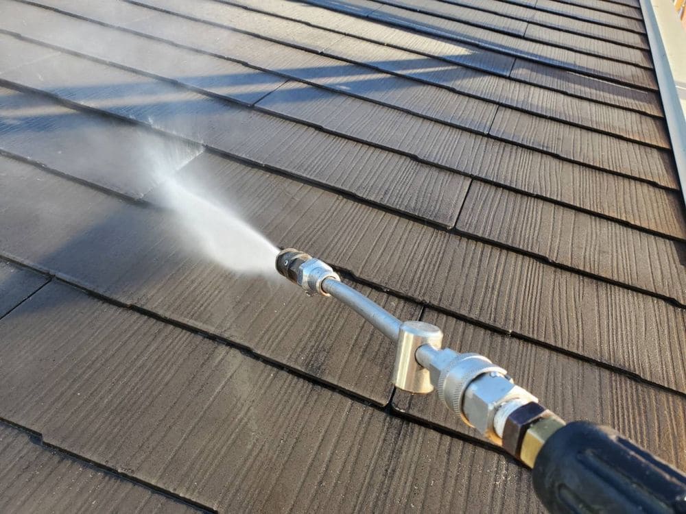 四日市市の外壁・屋根塗装をリペイント匠が施工した写真