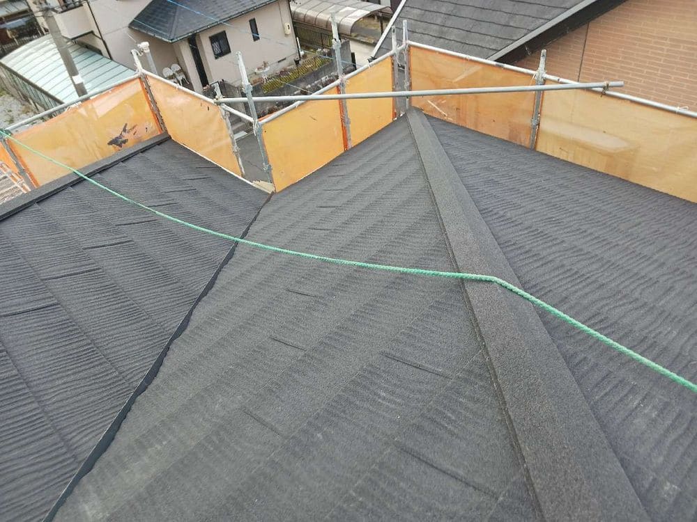 名張市の屋根工事をリペイント匠が施工した写真