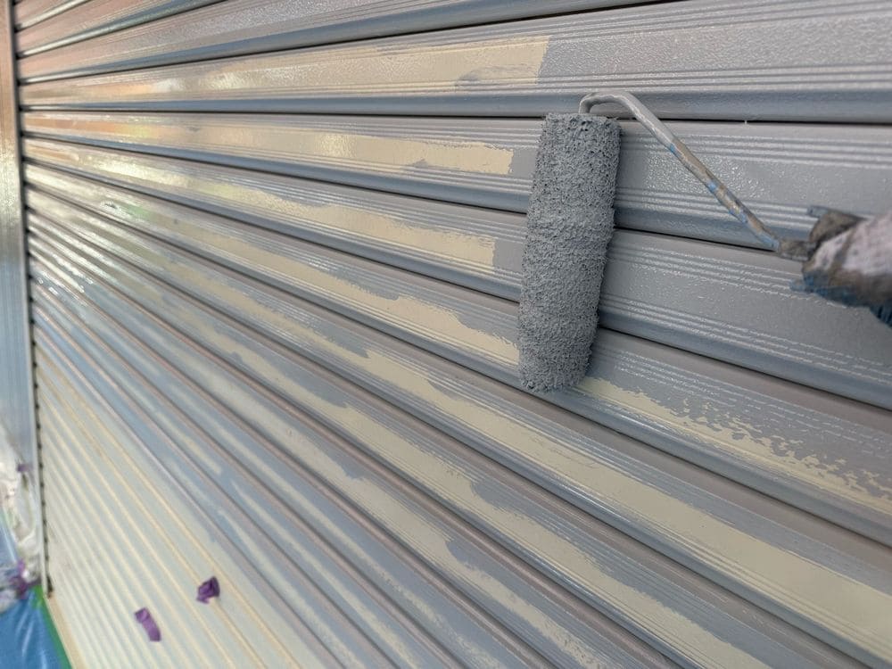 鈴鹿市_K様_付帯部3_下塗り 鈴鹿市の外壁塗装、屋根塗装、防水工事をリペイント匠が施工した写真