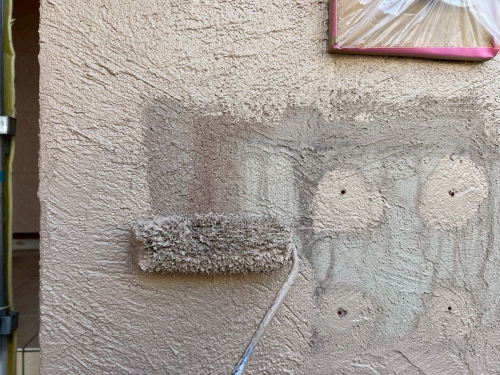 津市久居 H様塀中塗り 津市の外壁塗装をリペイント匠が施工した写真