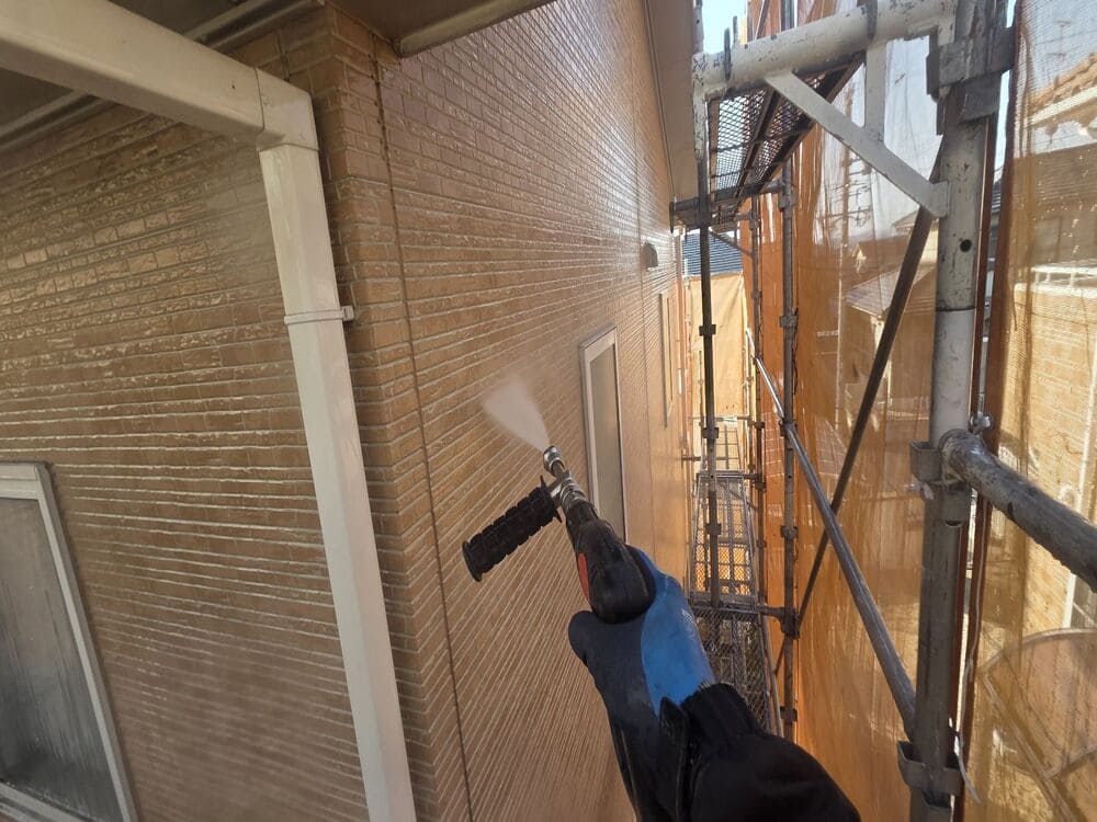 鈴鹿市で外壁塗装、防水工事をリペイント匠が施工した写真