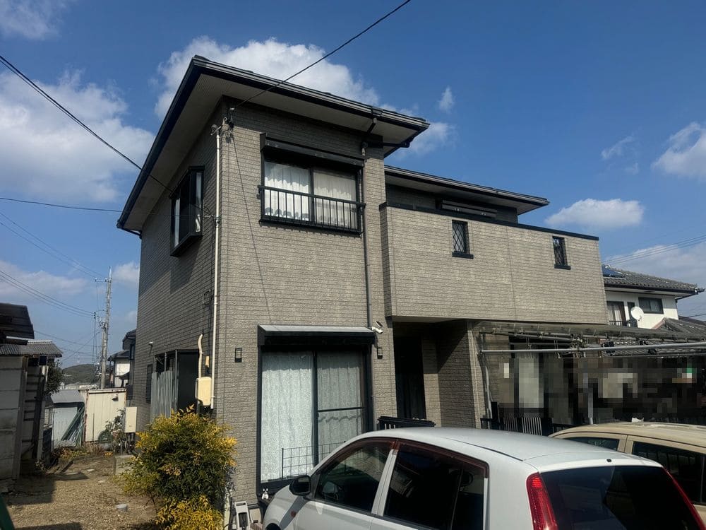 四日市市の外壁塗装をリペイント匠が施工した写真