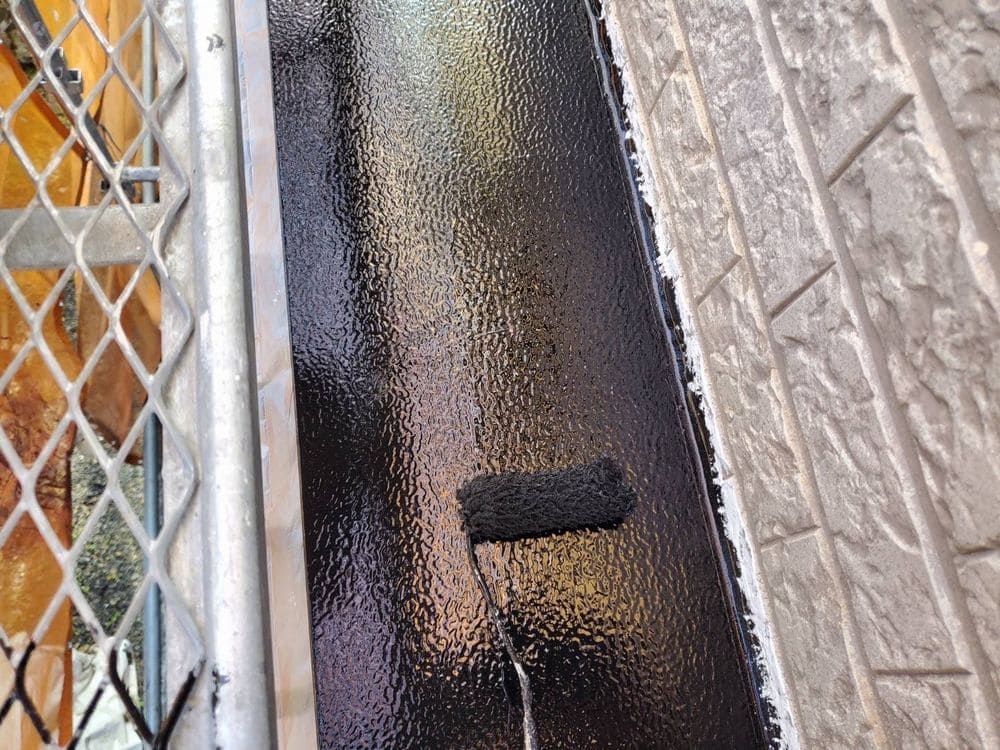 四日市市の外壁塗装をリペイント匠が施工した写真