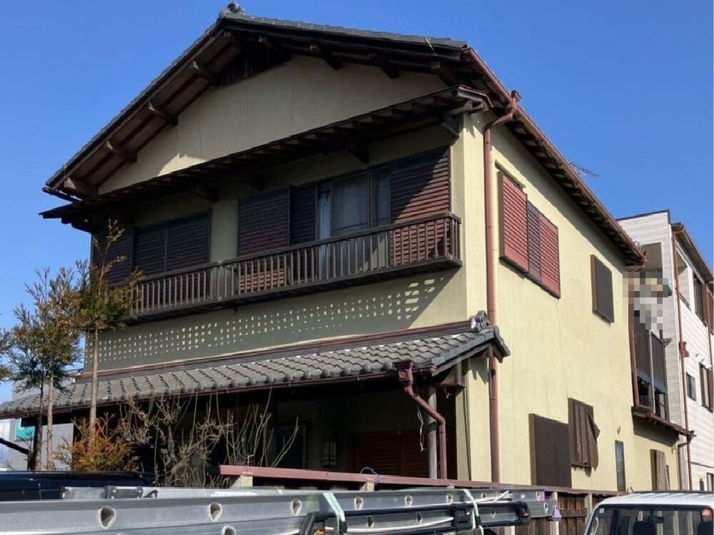 S様(津)施工前_外壁全体 (1) 津市の外壁塗装をリペイント匠が施工した写真