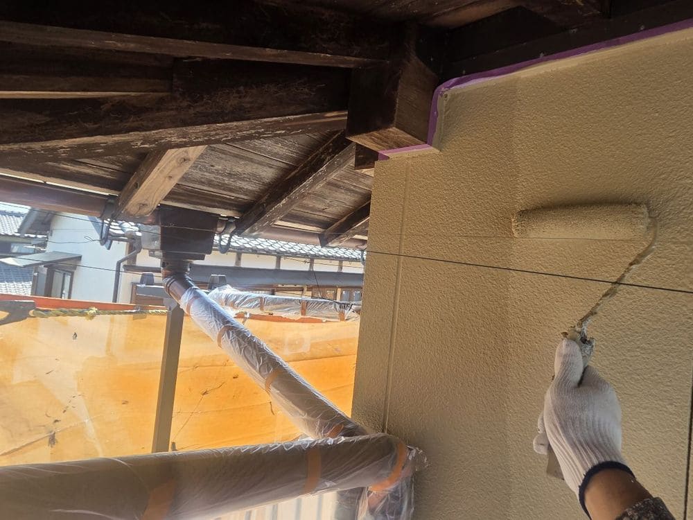 四日市市の外壁塗装をリペイント匠が施工した写真