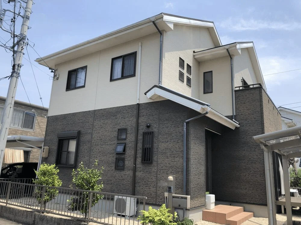 鈴鹿市の外壁塗装をリペイント匠が施工した写真