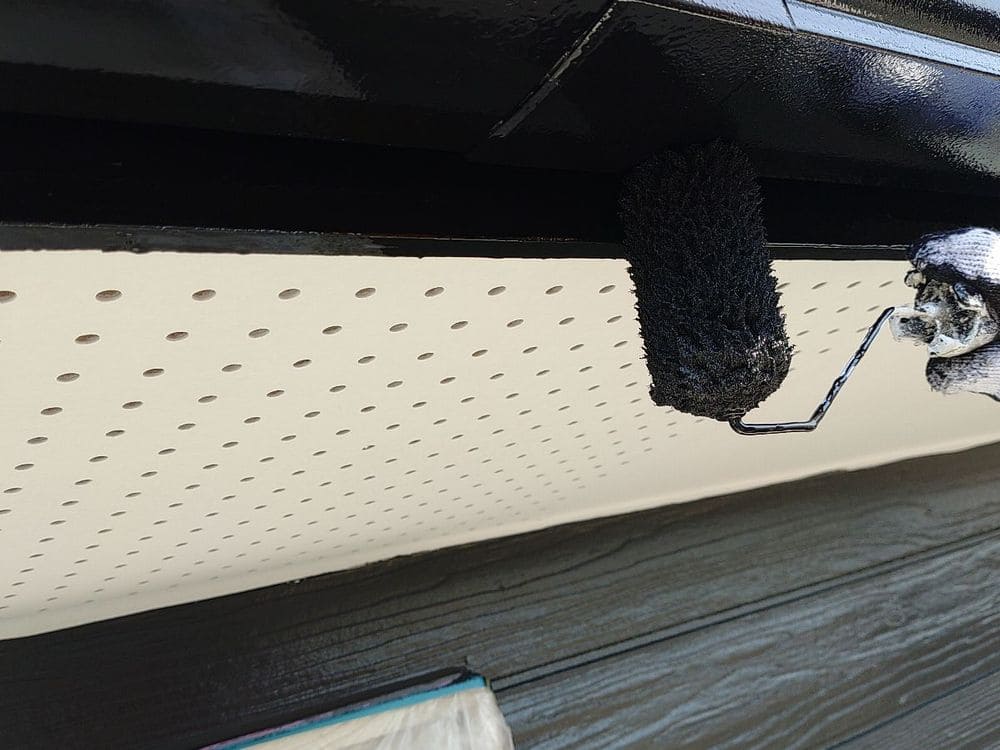 四日市市の外壁塗装をリペイント匠が施工した写真