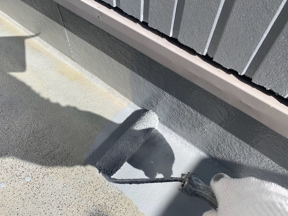 鈴鹿市で外壁塗装と防水工事をリペイント匠が施工した写真