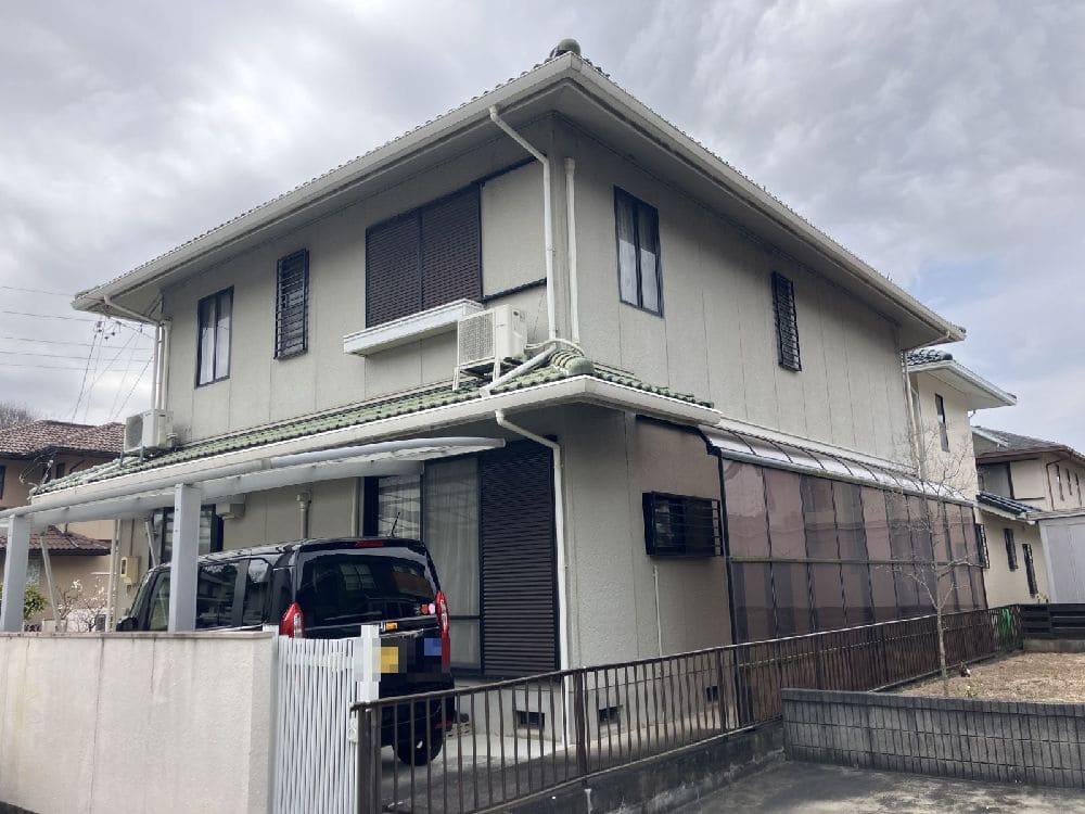 S様(津)施工前_外壁全体 (8) 津市の外壁塗装、屋根塗装をリペイント匠が施工した写真