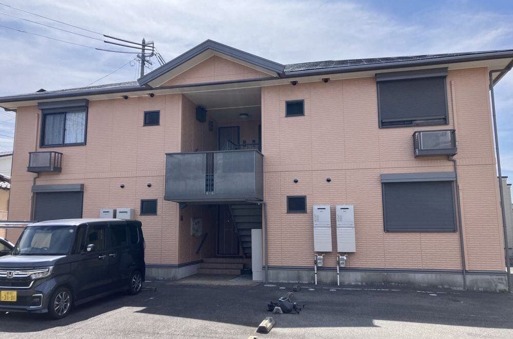 津市で外壁塗装をリペイント匠が施工した写真