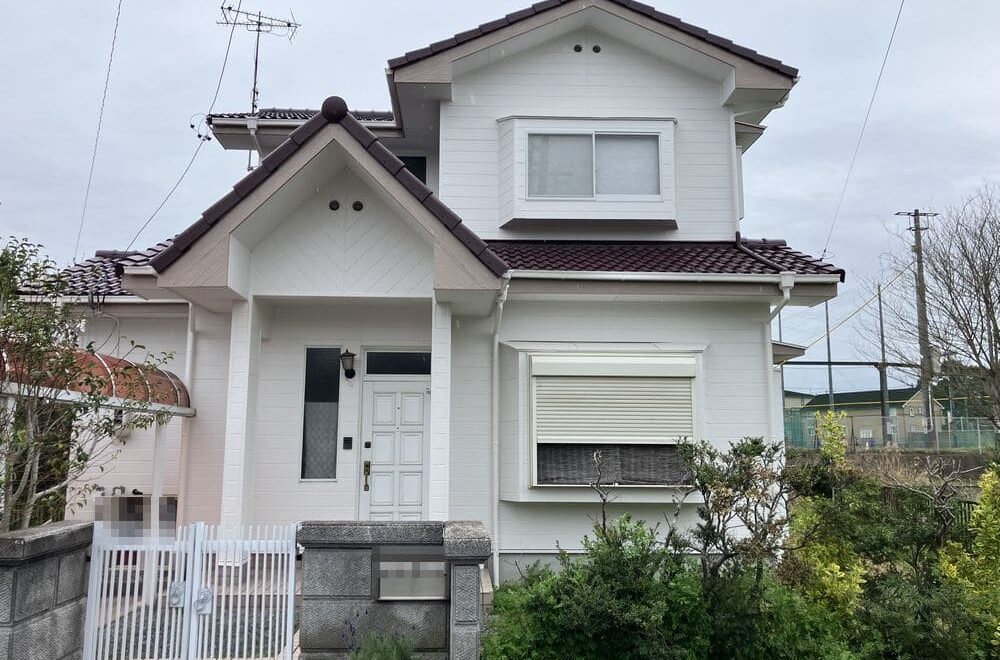 松阪市で外壁・屋根塗装をリペイント匠が施工した写真