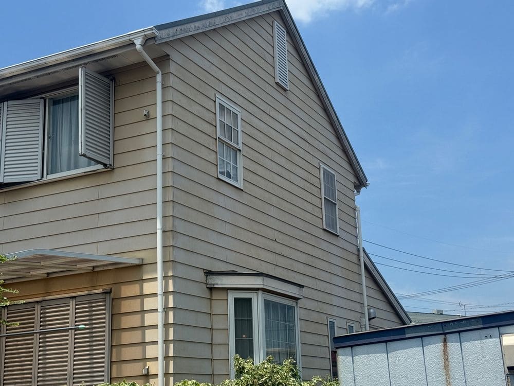 桑名市の外壁・屋根塗装をリペイント匠が施工した写真