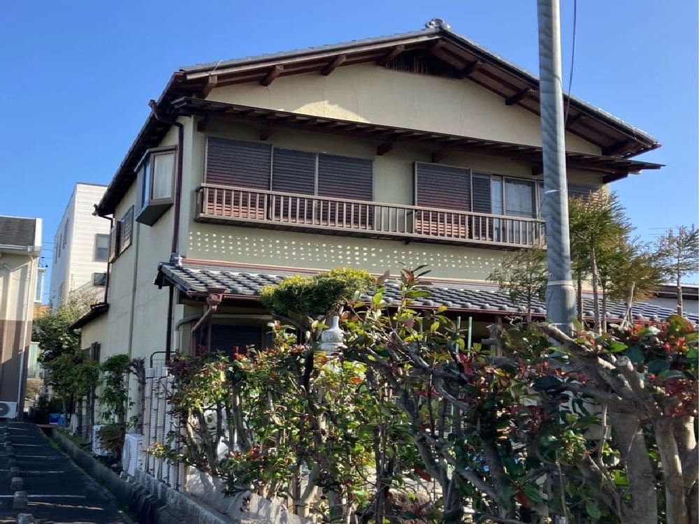 S様(津)施工前_外壁全体 津市の外壁塗装をリペイント匠が施工した写真