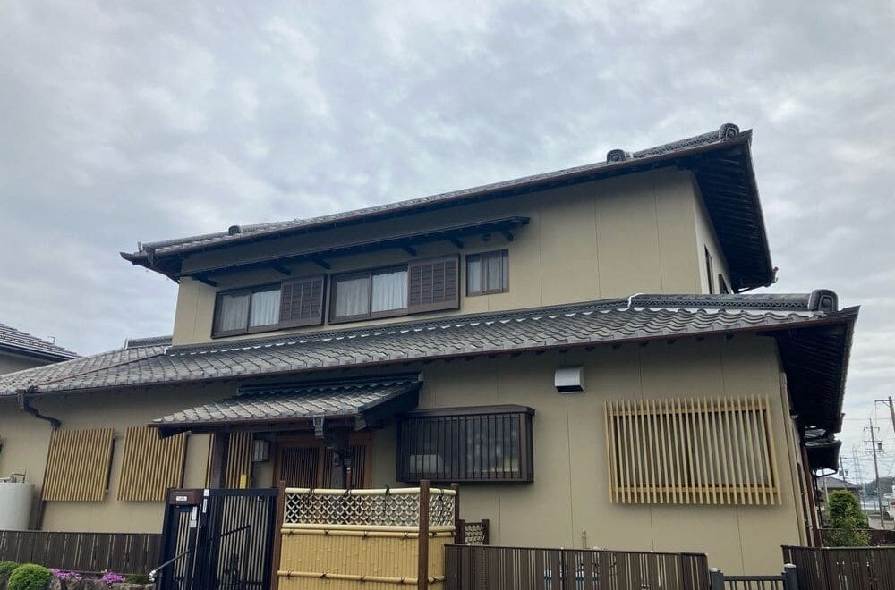 四日市市の外壁塗装をリペイント匠が施工した写真