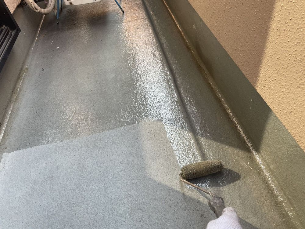 鈴鹿市の外壁塗装、防水工事をリペイント匠が施工した写真