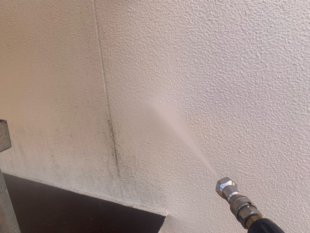 名張市の外壁塗装、屋根塗装をリペイント匠が施工した写真