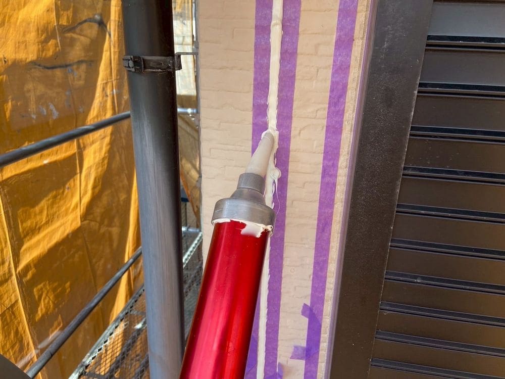 四日市市の外壁塗装をリペイント匠が施工した写真