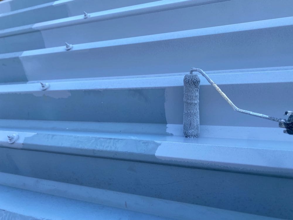 K様(伊勢市)カーポート‗1回目 伊勢市で外壁塗装と防水工事をリペイント匠が施工した写真