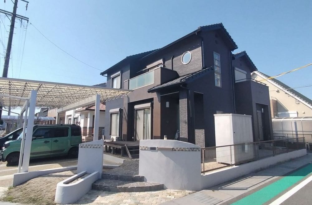 鈴鹿市の外壁塗装、防水工事をリペイント匠が施工した写真