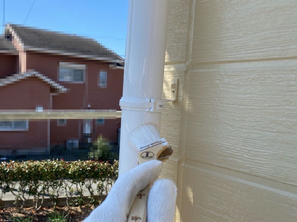 K様(伊勢市)樋‗2回目 伊勢市で外壁塗装と防水工事をリペイント匠が施工した写真