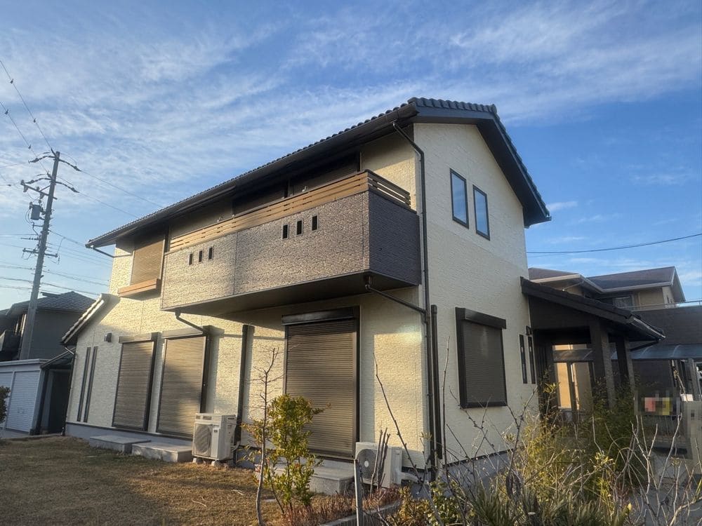 鈴鹿市の外壁塗装をリペイント匠が施工した写真