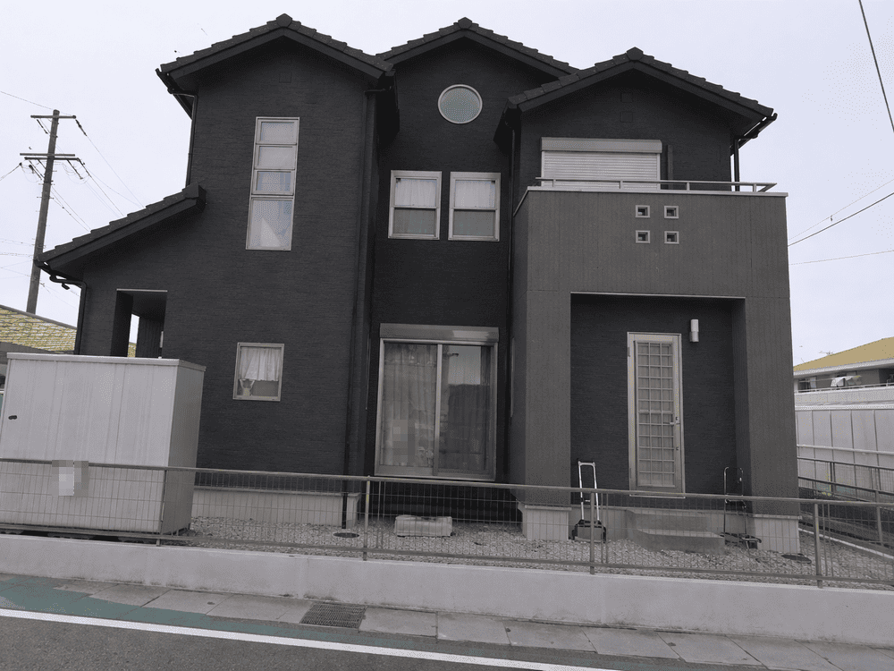 鈴鹿市の外壁塗装、防水工事をリペイント匠が施工した写真