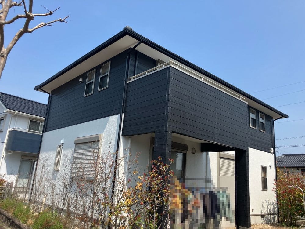 四日市市の外壁塗装をリペイント匠が施工した写真