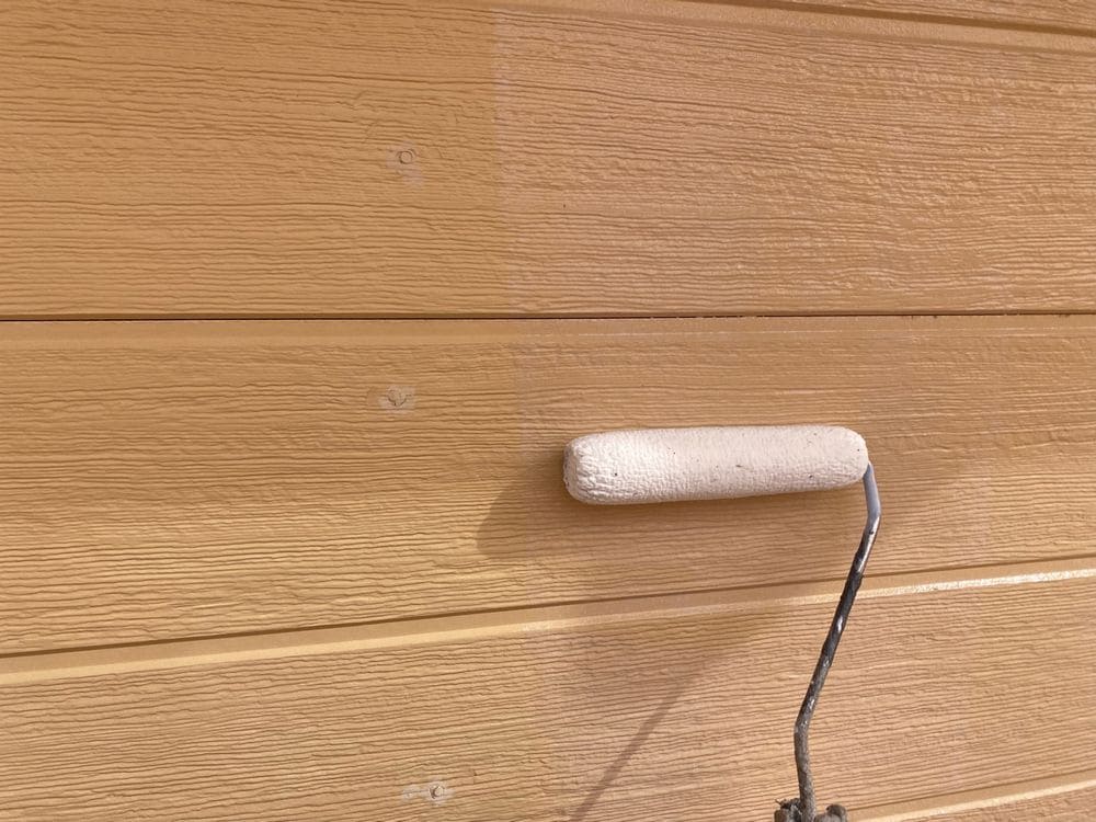 K様(伊勢市)外壁‗下塗り 伊勢市で外壁塗装と防水工事をリペイント匠が施工した写真