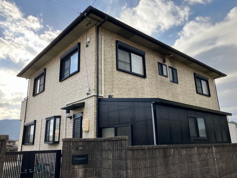 伊勢市の外壁塗装をリペイント匠が施工した写真