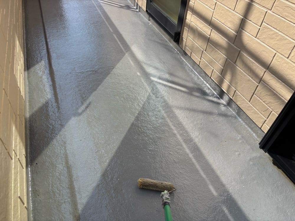 伊勢市の防水工事をリペイント匠が施工した写真
