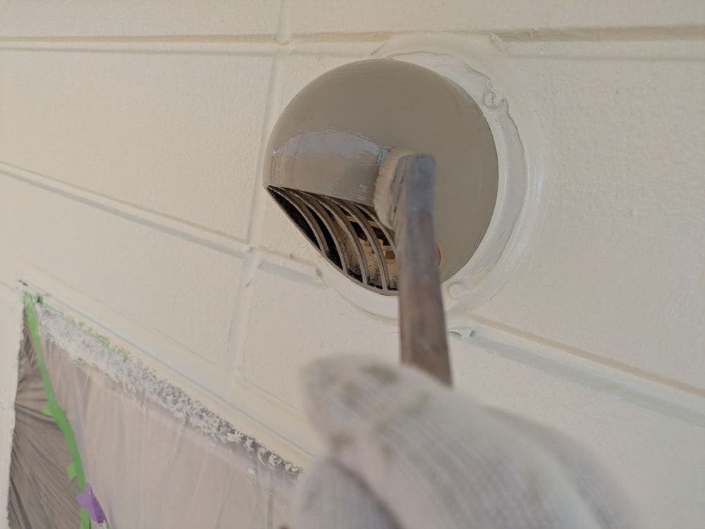 松阪市で外壁・屋根塗装をリペイント匠が施工した写真