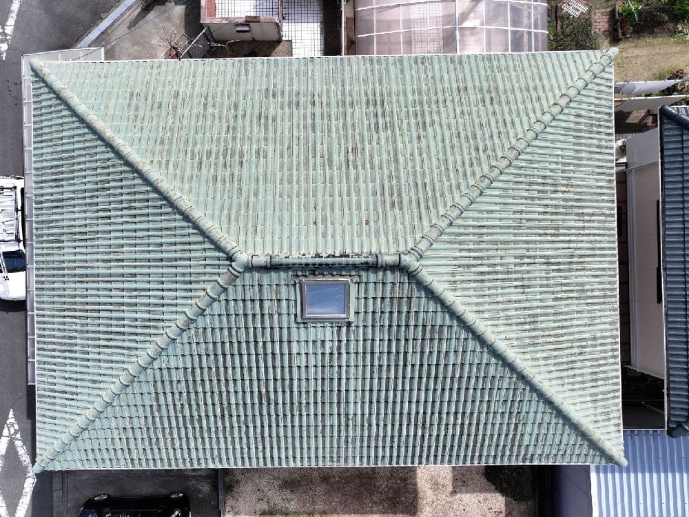 S様(津)施工前_屋根全体 (2) 津市の外壁塗装、屋根塗装をリペイント匠が施工した写真