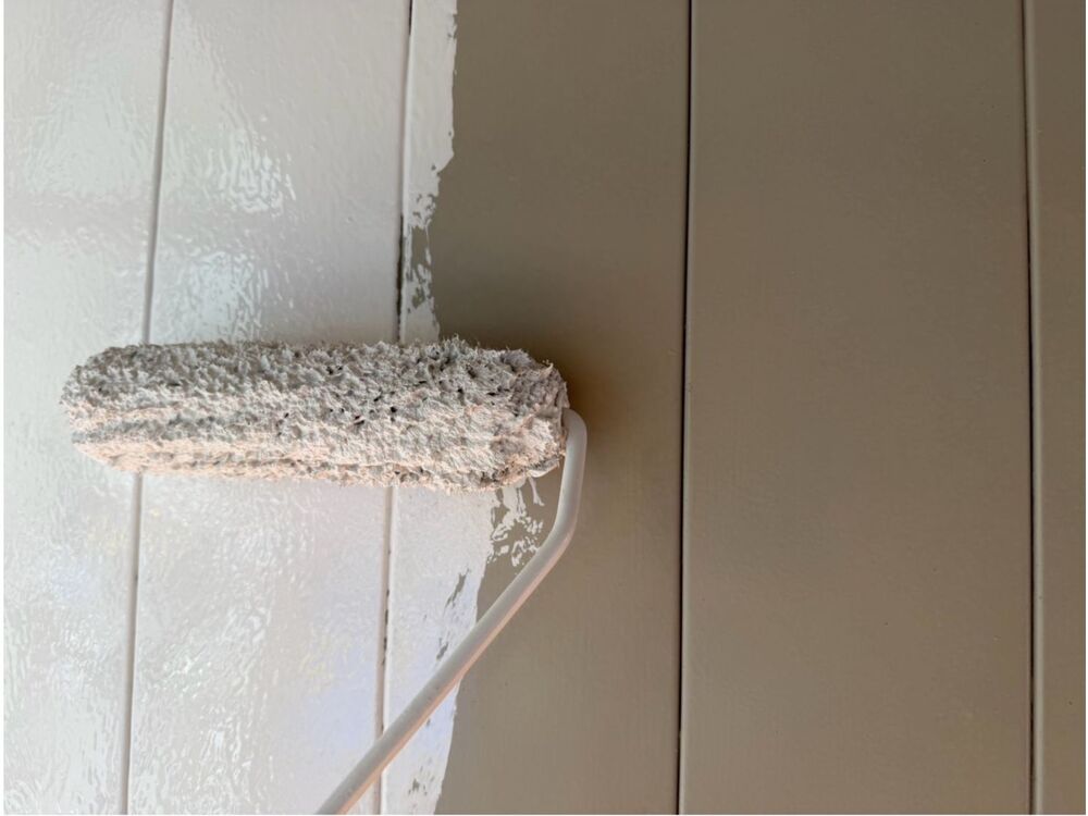 S様(津)軒天(中塗り) (3) 津市の外壁塗装、屋根塗装をリペイント匠が施工した写真