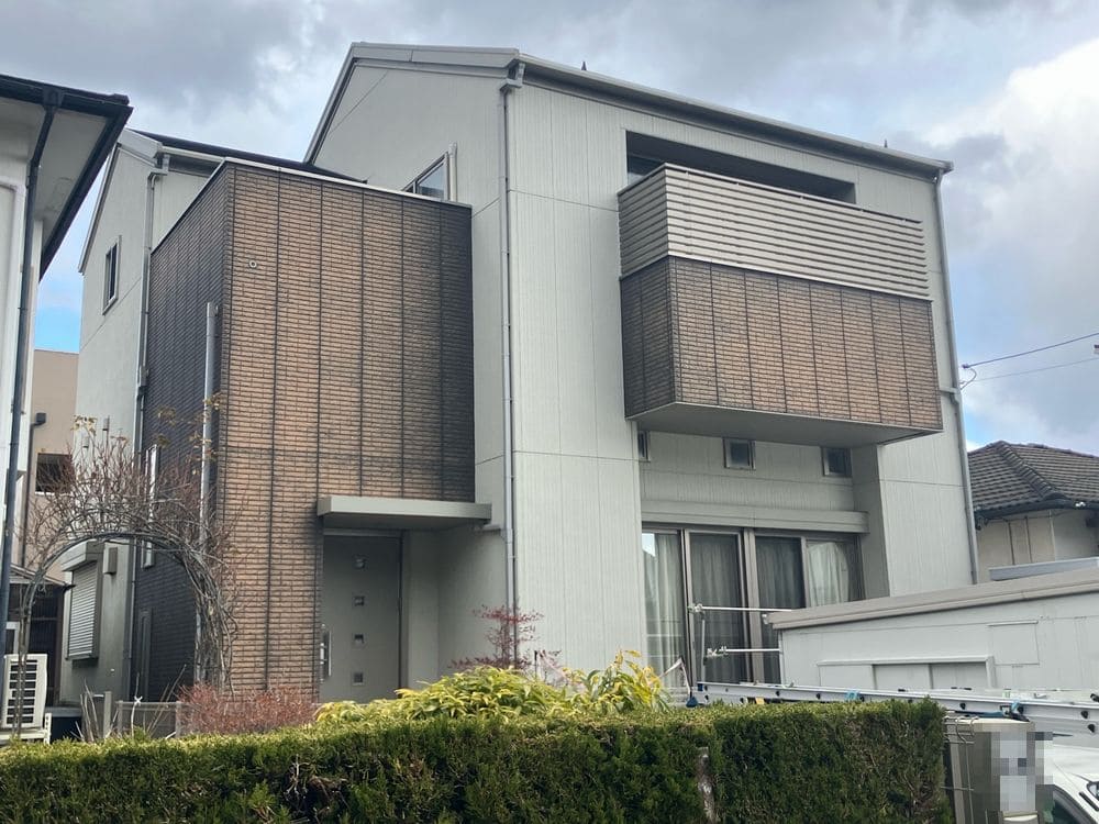 鈴鹿市_N様_施工前 (2) 鈴鹿市の外壁塗装、屋根塗装をリペイント匠が施工した写真