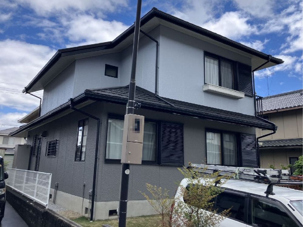 津市の外壁塗装、屋根工事をリペイント匠が施工した写真