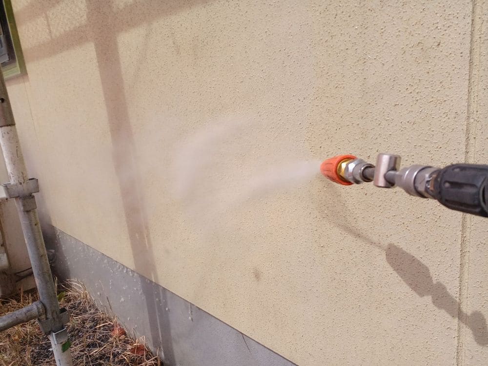 伊賀市の外壁塗装、屋根塗装をリペイント匠が施工した写真