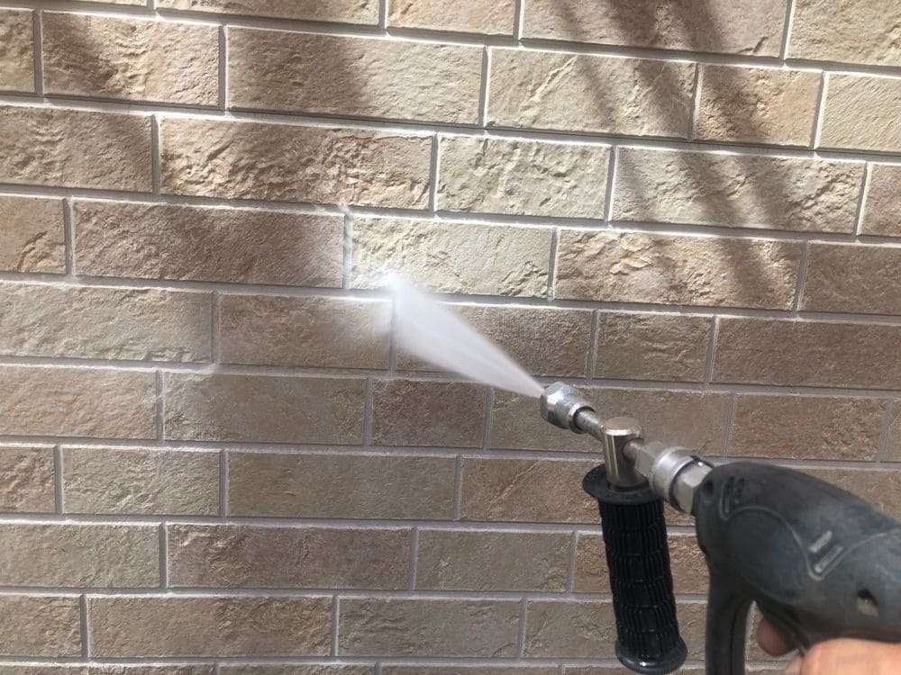 津市の外壁塗装をリペイント匠が施工した写真