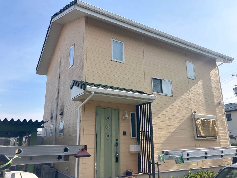 K様(伊勢市)外壁‗施工前 伊勢市で外壁塗装と防水工事をリペイント匠が施工した写真