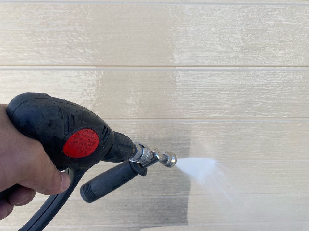 K様(伊勢市)外壁‗高圧洗浄 伊勢市で外壁塗装と防水工事をリペイント匠が施工した写真