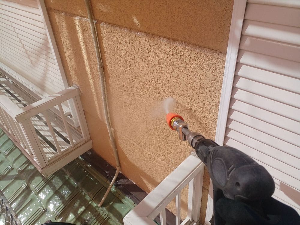 いなべ市の外壁塗装をリペイント匠が施工した写真