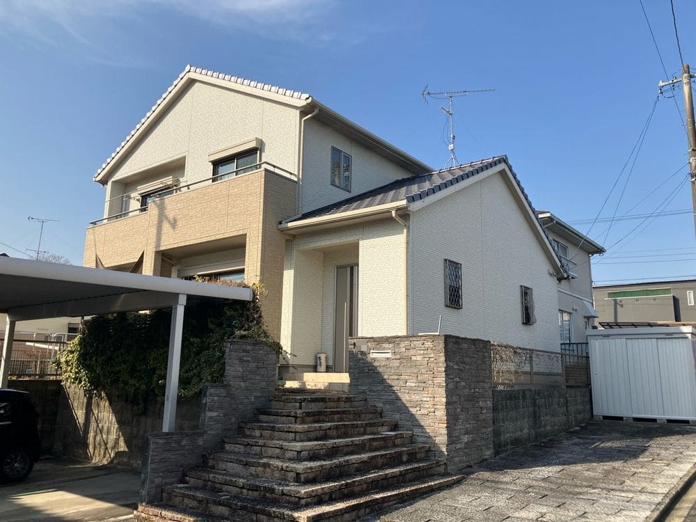 鈴鹿市の外壁塗装をリペイント匠が施工した写真