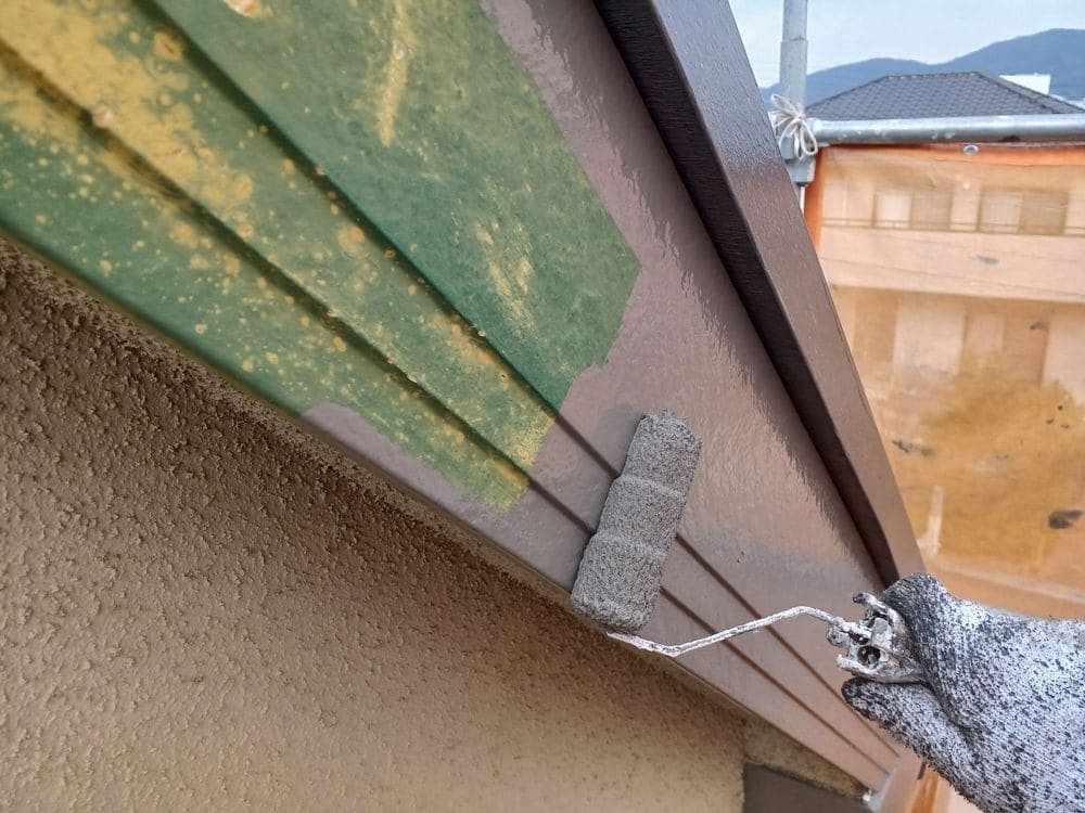 伊賀市の外壁塗装、屋根塗装をリペイント匠が施工した写真