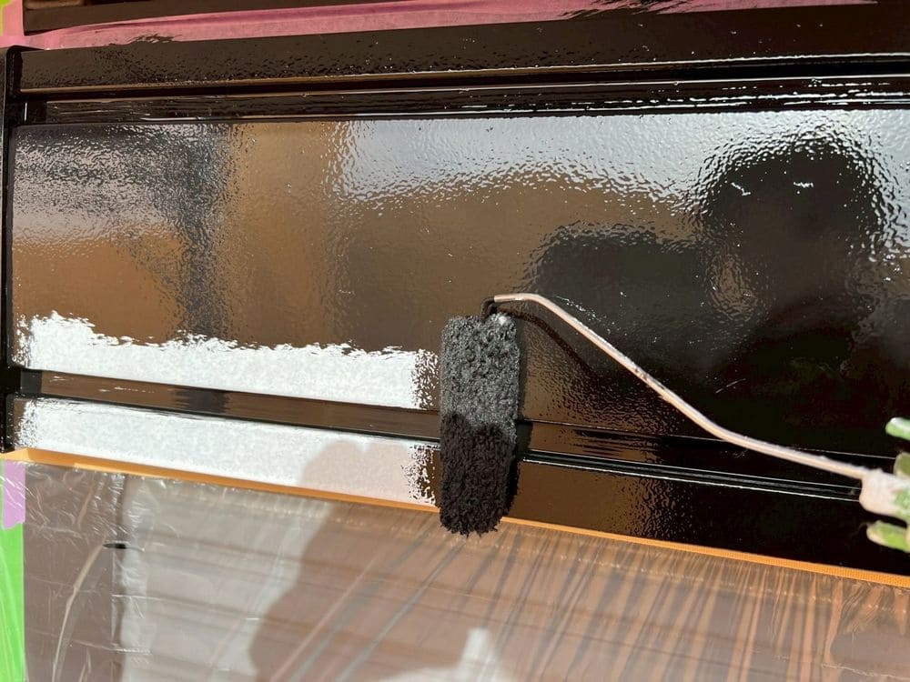 鈴鹿市の屋根塗装をリペイント匠が施工した写真