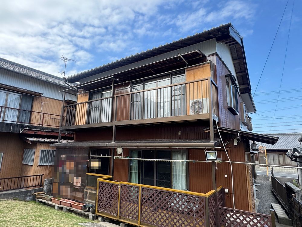 鈴鹿市の外壁塗装をリペイント匠が施工した写真