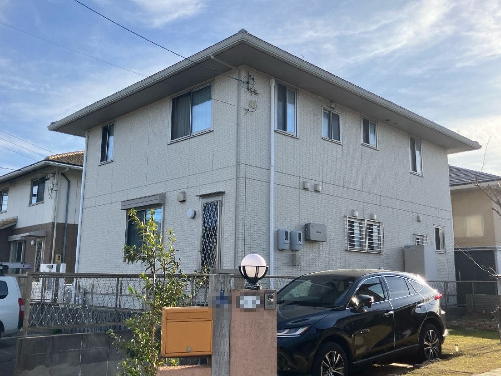 津市の外壁塗装、防水工事をリペイント匠が施工した写真