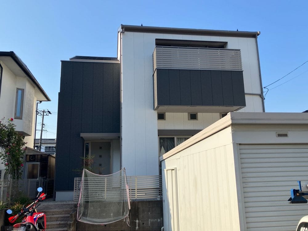 鈴鹿市_N様_施工後 鈴鹿市の外壁塗装、屋根塗装をリペイント匠が施工した写真