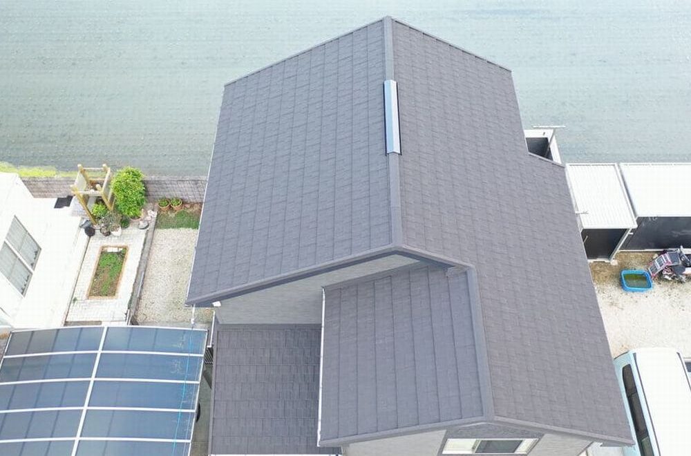 松阪市で外壁塗装と屋根工事をリペイント匠が施工した写真