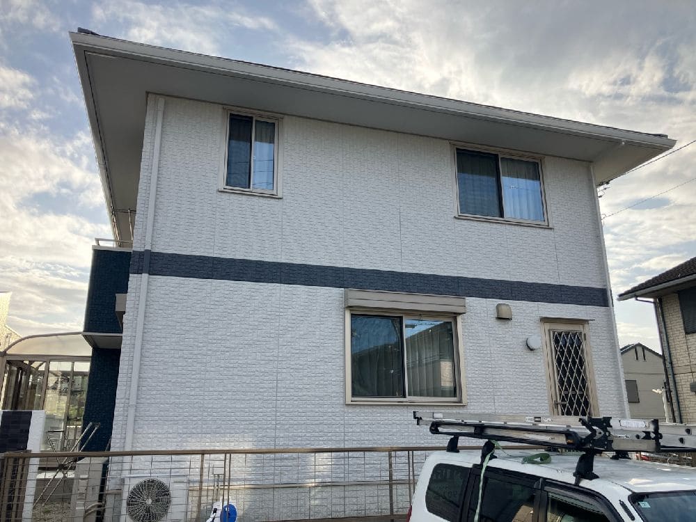 津市の外壁塗装、防水工事をリペイント匠が施工した写真