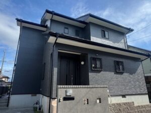 四日市市｜シックな印象にチェンジ｜柔軟な対応に感謝・交換日記もあって安心