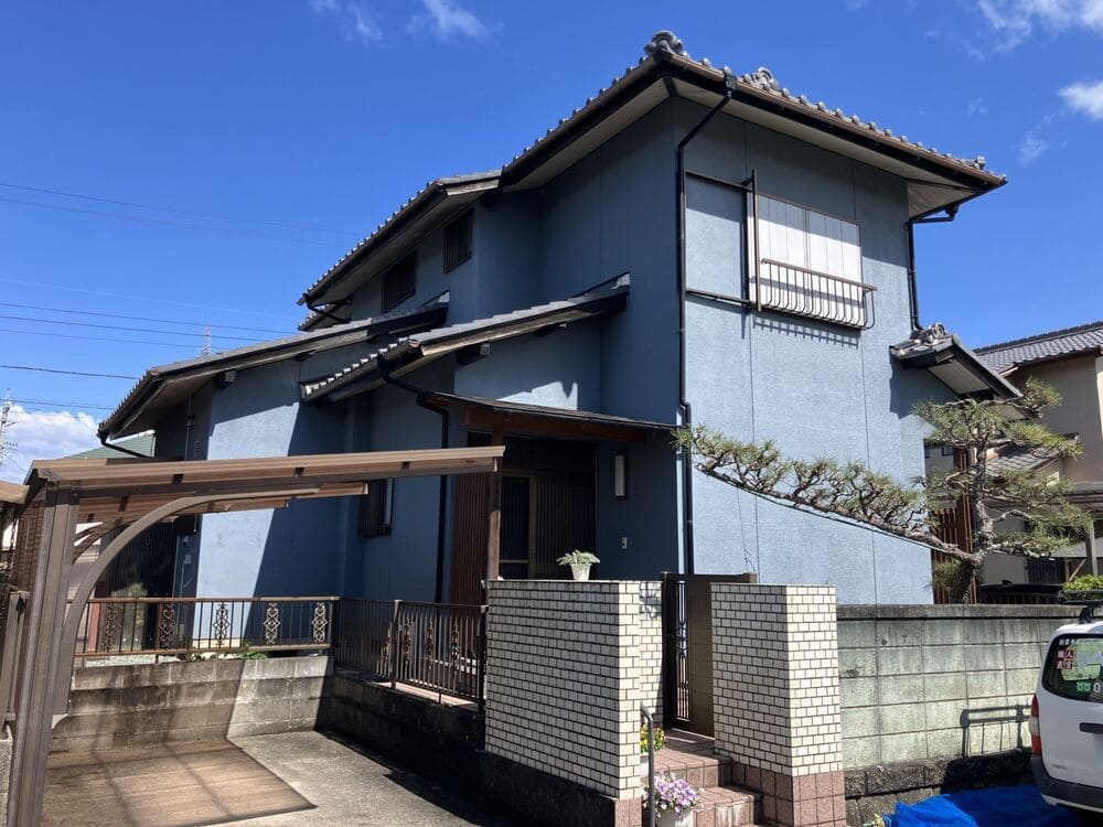 Y様(津)施工前_外壁全体 津市の外壁塗装をリペイント匠が施工した写真